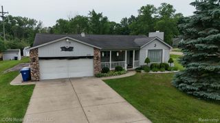 4959 Irwindale Drive, Waterford Charter Township, MI 48328