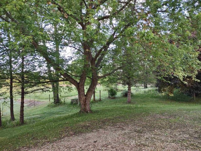 429 State Hwy 138 Road, Stoughton, WI 53589