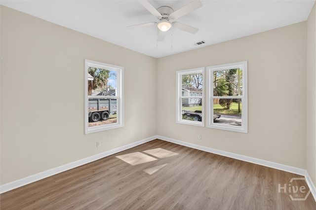 654 E 34th Street, Savannah, GA 31401