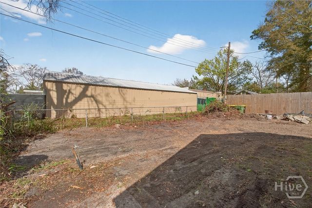 654 E 34th Street, Savannah, GA 31401