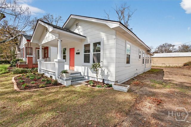 654 E 34th Street, Savannah, GA 31401