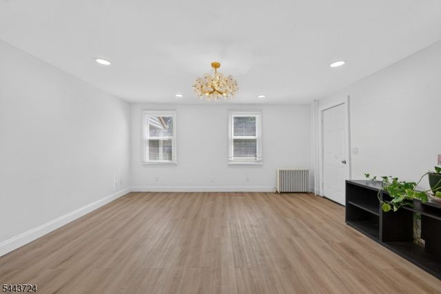 720 Ringwood Ave, Pompton Lakes Boro, NJ 07442