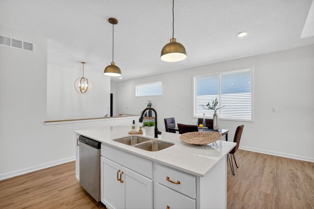 31 Keeneland Court, Pleasant Hill, IA 50327