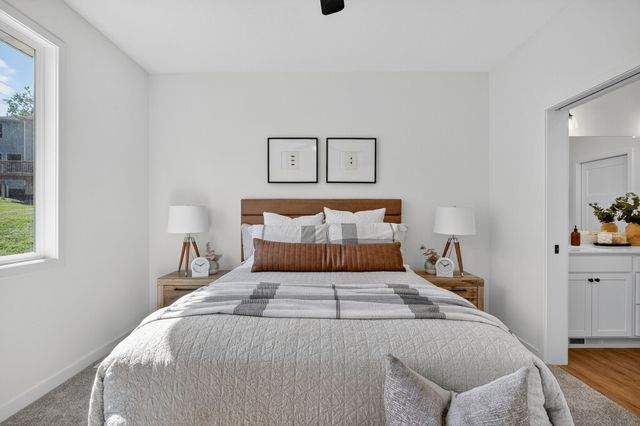 31 Keeneland Court, Pleasant Hill, IA 50327