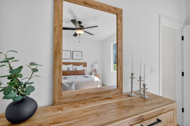 31 Keeneland Court, Pleasant Hill, IA 50327