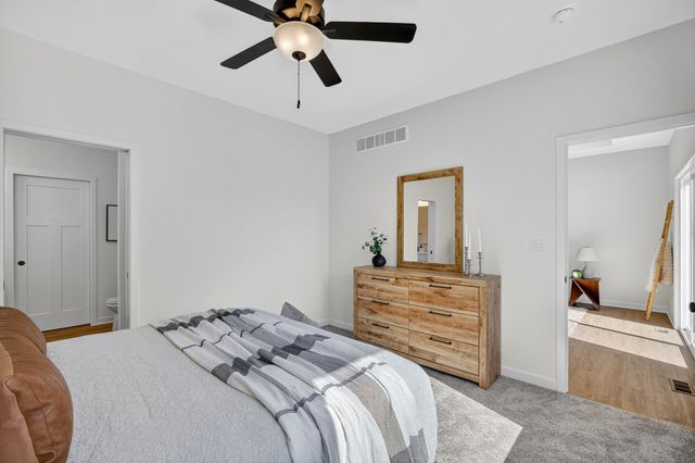 31 Keeneland Court, Pleasant Hill, IA 50327