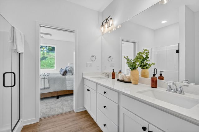 31 Keeneland Court, Pleasant Hill, IA 50327