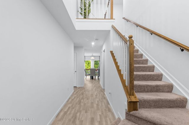 18076 Bridle Run Dr, Louisville, KY 40245