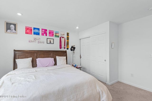 18076 Bridle Run Dr, Louisville, KY 40245