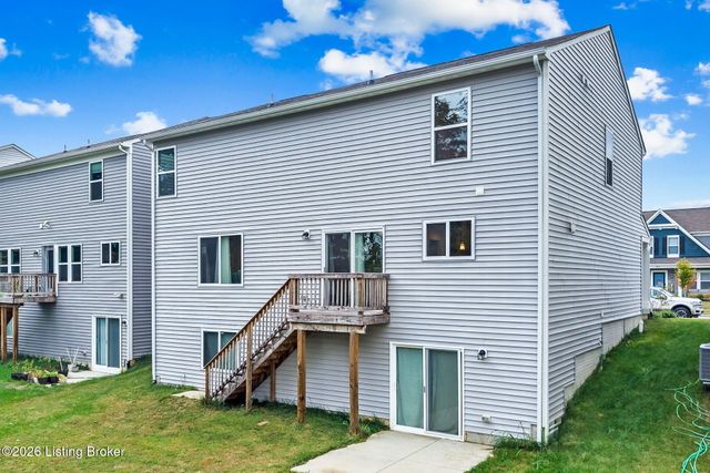 18076 Bridle Run Dr, Louisville, KY 40245
