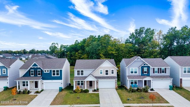 18076 Bridle Run Dr, Louisville, KY 40245