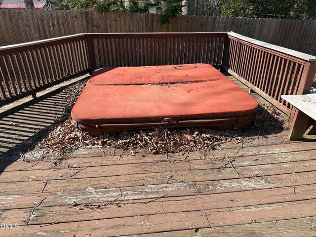 102 Pebblebrook Drive, Knightdale, NC 27545