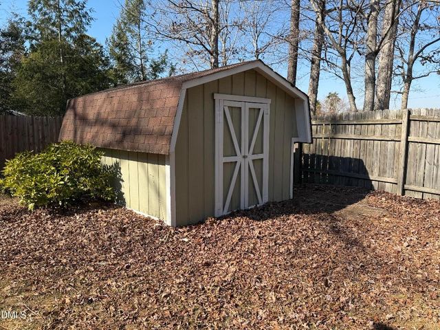 102 Pebblebrook Drive, Knightdale, NC 27545