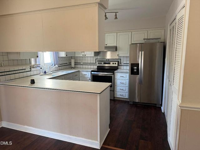 102 Pebblebrook Drive, Knightdale, NC 27545