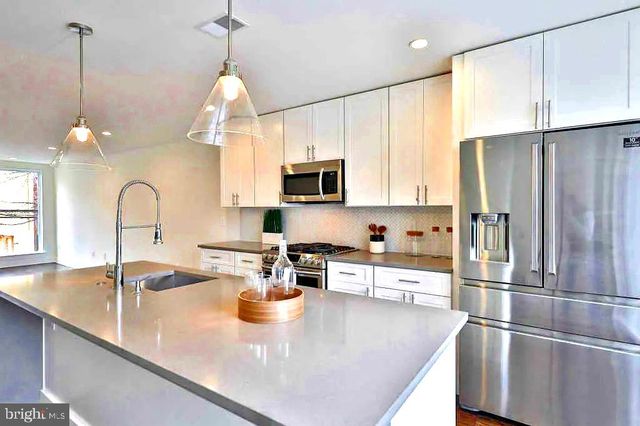 965 N LAWRENCE ST, Philadelphia, PA 19123