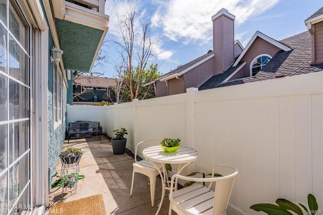 1948 Rory Lane 4, Simi Valley, CA 93063