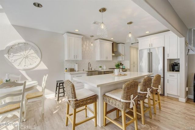 1948 Rory Lane 4, Simi Valley, CA 93063