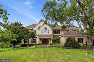 135 BURGUNDY CIR, Blue Bell, PA 19422