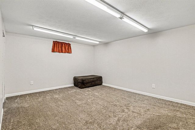 1434 Sycamore Street, Niles, MI 49120