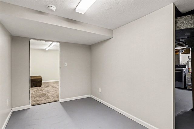 1434 Sycamore Street, Niles, MI 49120