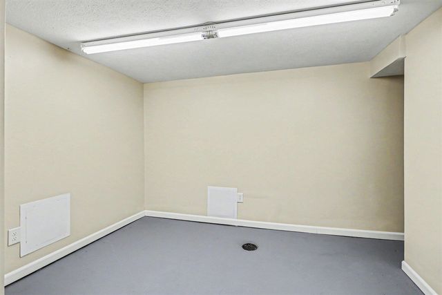 1434 Sycamore Street, Niles, MI 49120