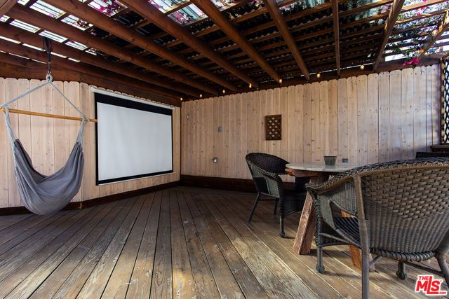 5123 Noble Avenue, Sherman Oaks, CA 91403