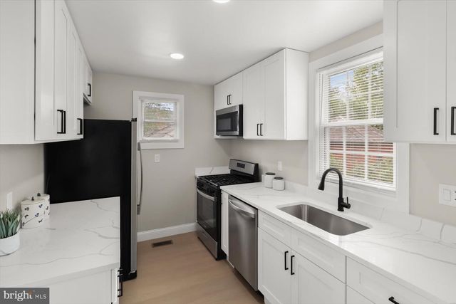 617 NOTTINGHAM RD, Baltimore, MD 21229