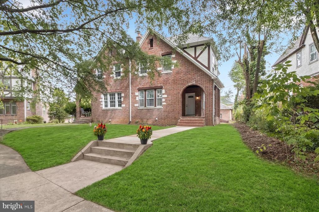617 NOTTINGHAM RD, Baltimore, MD 21229