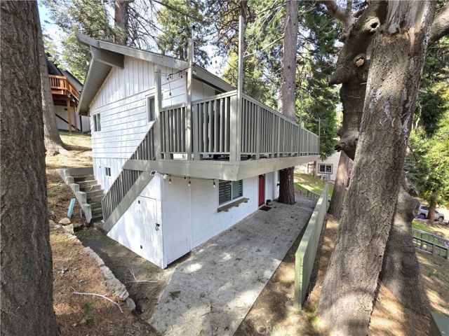 738 W Victoria Court, Lake Arrowhead, CA 92352
