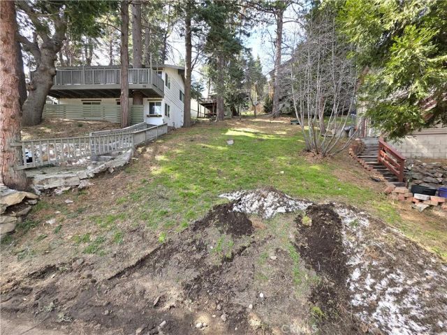 738 W Victoria Court, Lake Arrowhead, CA 92352