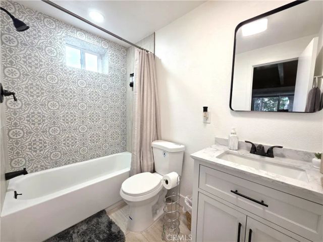 738 W Victoria Court, Lake Arrowhead, CA 92352