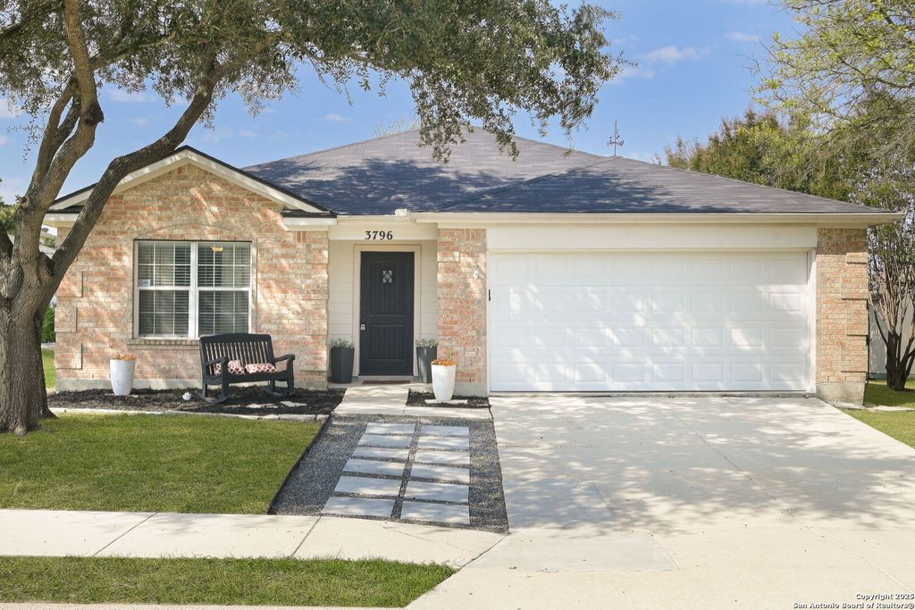 3796 Pebble Beach, Cibolo, TX 78108