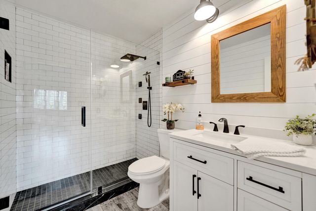 1930 NE 2ND Avenue 216L, Wilton Manors, FL 33305