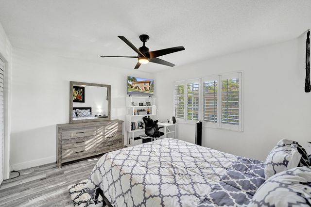 1930 NE 2ND Avenue 216L, Wilton Manors, FL 33305