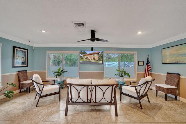 1930 NE 2ND Avenue 216L, Wilton Manors, FL 33305