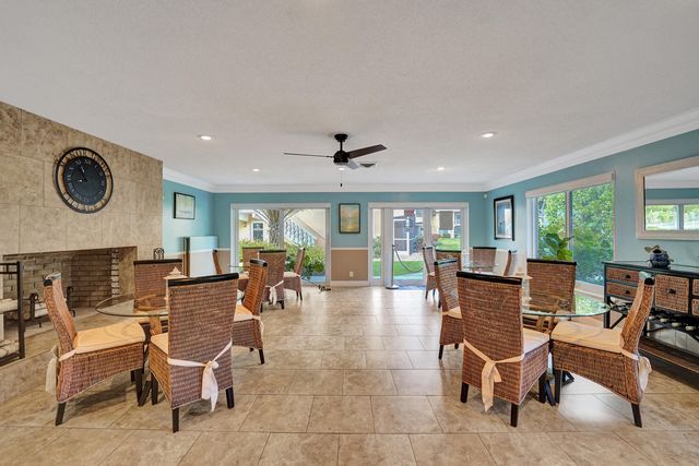 1930 NE 2ND Avenue 216L, Wilton Manors, FL 33305