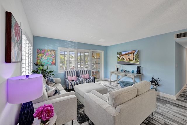 1930 NE 2ND Avenue 216L, Wilton Manors, FL 33305