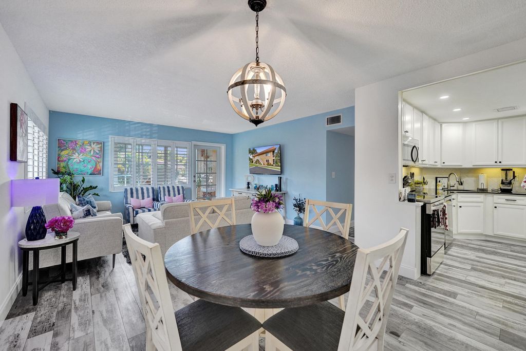 1930 NE 2ND Avenue 216L, Wilton Manors, FL 33305
