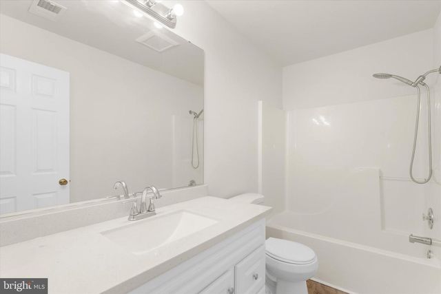 5011 BRIDGEPOINTE DR, Chester, MD 21619