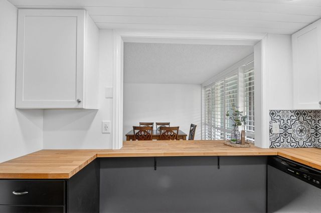 500 Davis Road 37, Palm Springs, FL 33461