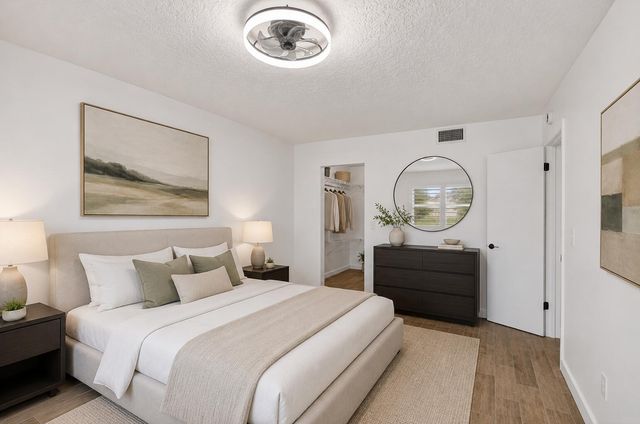 500 Davis Road 37, Palm Springs, FL 33461