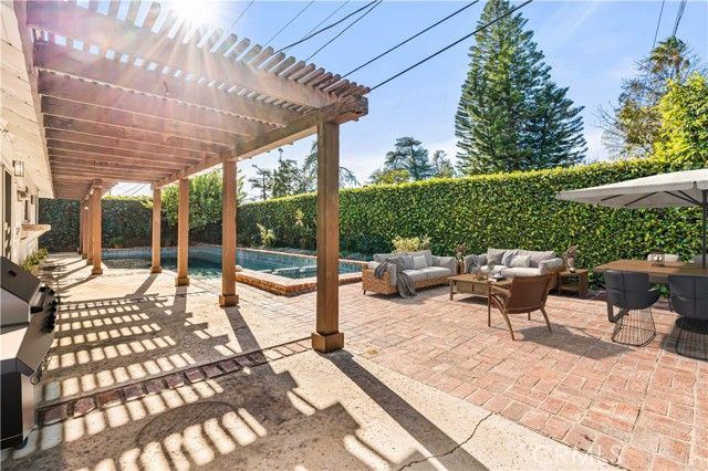 6923 Nita Avenue, West Hills (los Angeles), CA 91303