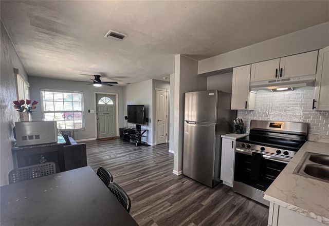 772 71ST AVENUE N, St Petersburg, FL 33702