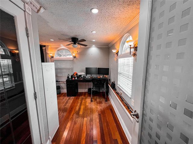 772 71ST AVENUE N, St Petersburg, FL 33702