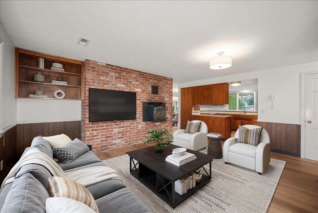 11121 E 22nd Ave, Spokane Valley, WA 99206
