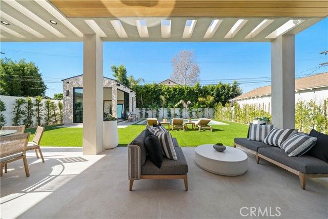 4941 Nagle Avenue, Sherman Oaks, CA 91423