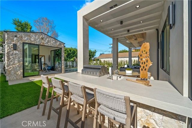 4941 Nagle Avenue, Sherman Oaks, CA 91423