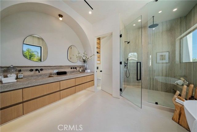 4941 Nagle Avenue, Sherman Oaks, CA 91423