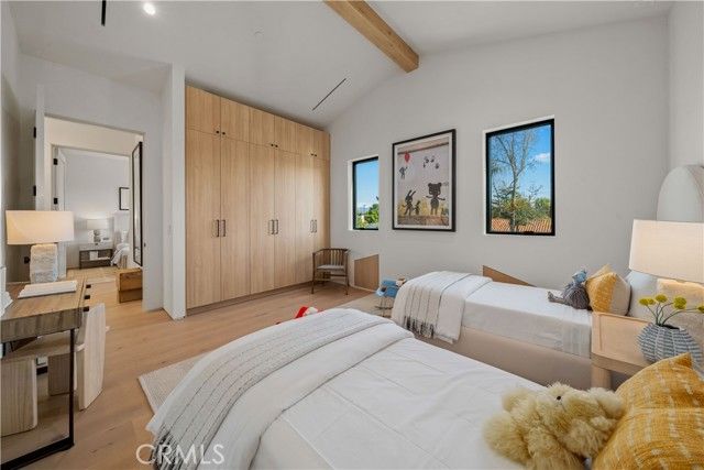 4941 Nagle Avenue, Sherman Oaks, CA 91423