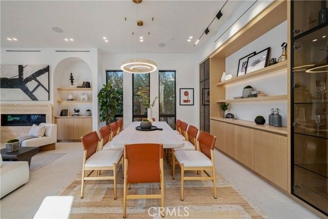 4941 Nagle Avenue, Sherman Oaks, CA 91423